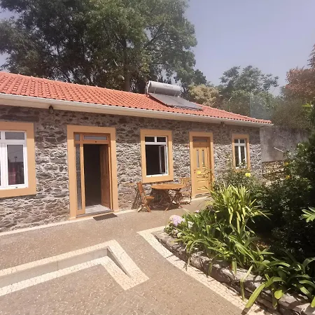 בית כפרי Botanical Garden